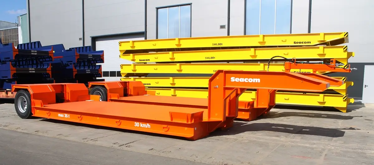 Seacom gooseneck coupling unit